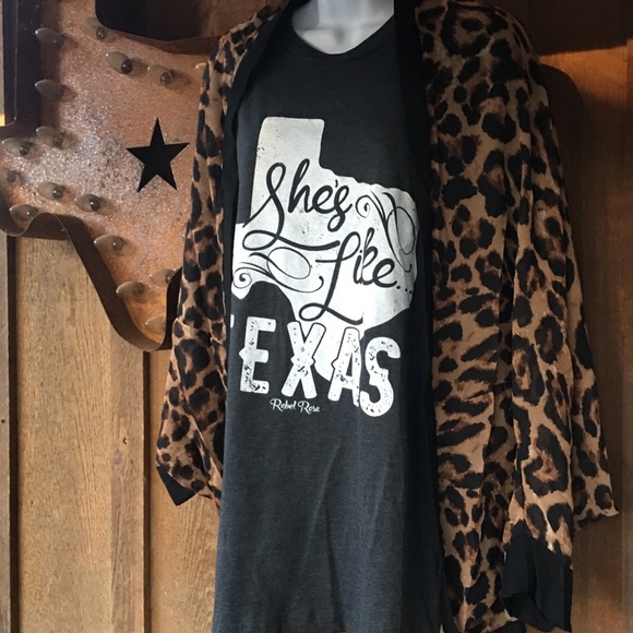 Tee - Picture 3 of 3